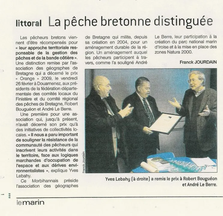 Cérémonie de remise de prix aux pêcheurs bretons.